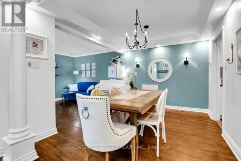 25 Waterton Crescent Ottawa ON K2M 1Y8