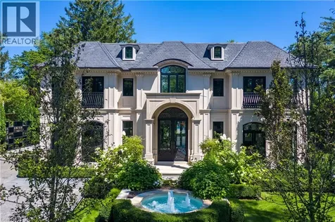 15 Chartwell Road Oakville ON L6J 3Z3