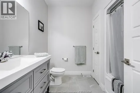 241 Robinson Avenue Essex ON N8M 0A8