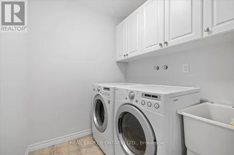 435 Winchester Drive Waterloo ON N2T 0B7
