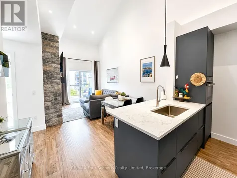 10 Beausoleil Lane Blue Mountains ON L9Y 2X5