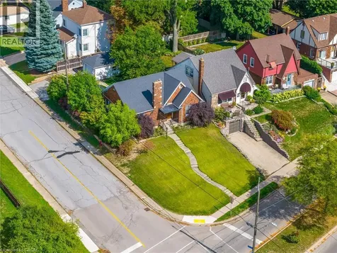 5201 Valley Way Niagara Falls ON L2E 1X3