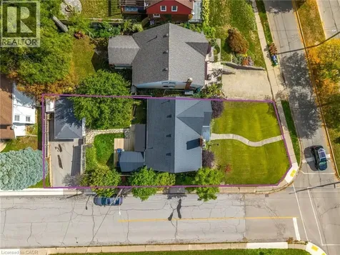 5201 Valley Way Niagara Falls ON L2E 1X3