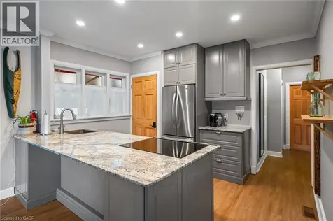 5201 Valley Way Niagara Falls ON L2E 1X3