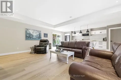 41948A Combermere Road Madawaska Valley ON K0J 1B0
