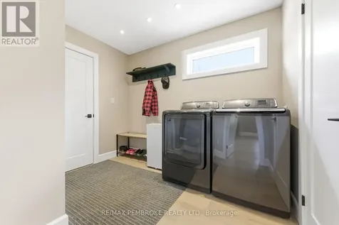 41948A Combermere Road Madawaska Valley ON K0J 1B0