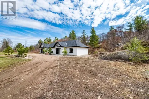 41948A Combermere Road Madawaska Valley ON K0J 1B0