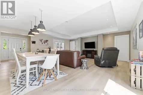 41948A Combermere Road Madawaska Valley ON K0J 1B0