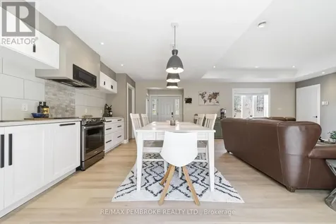 41948A Combermere Road Madawaska Valley ON K0J 1B0