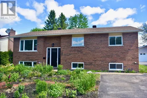 587 Alfred Street East Pembroke ON K8A 8A2