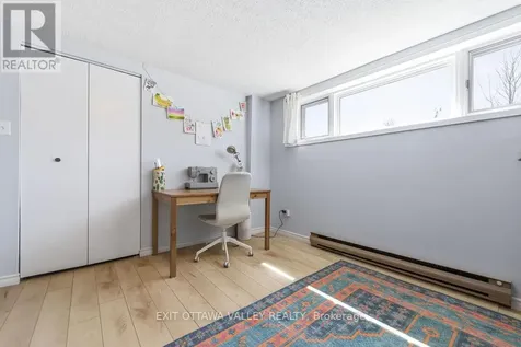 587 Alfred Street East Pembroke ON K8A 8A2