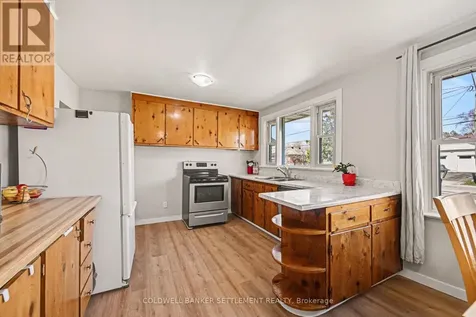 27 Broadview Avenue West Smiths Falls ON K7A 4L1