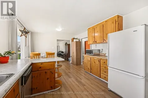 27 Broadview Avenue West Smiths Falls ON K7A 4L1
