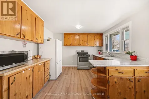 27 Broadview Avenue West Smiths Falls ON K7A 4L1
