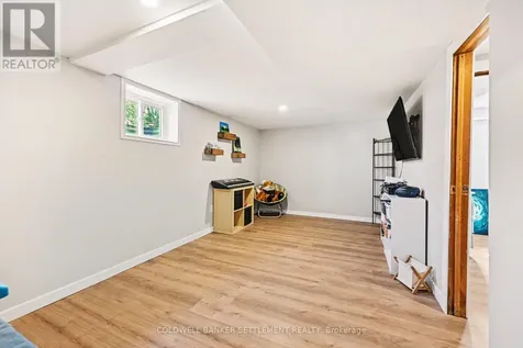 27 Broadview Avenue West Smiths Falls ON K7A 4L1