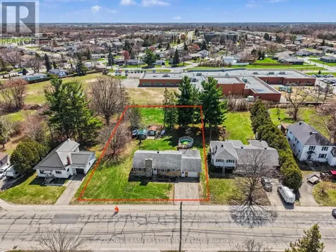27 Broadview Avenue West Smiths Falls ON K7A 4L1