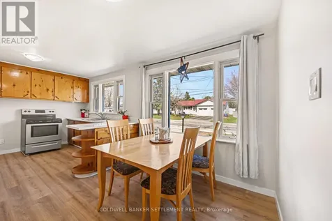27 Broadview Avenue West Smiths Falls ON K7A 4L1