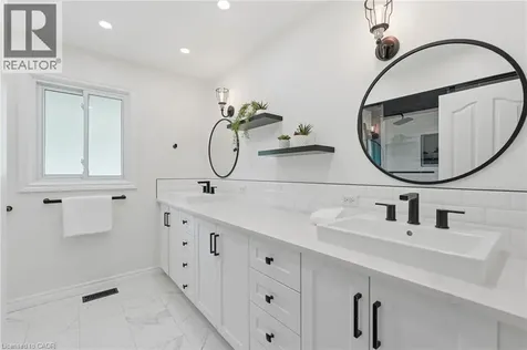 19 Concession 5 E Waterdown ON L8B 1K4