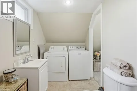 19 Concession 5 E Waterdown ON L8B 1K4