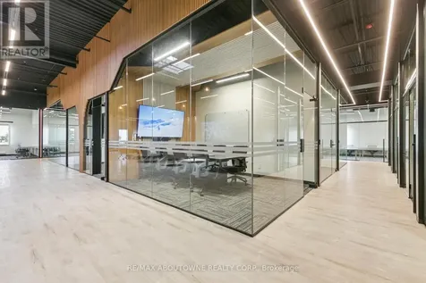 320 Matheson Boulevard West Mississauga (gateway) ON L5R 3R1