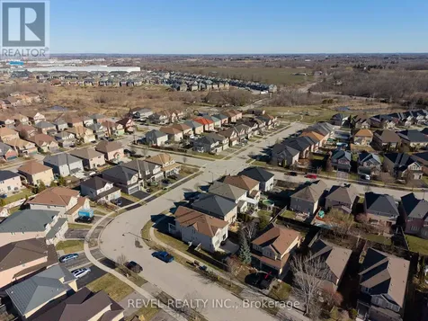 28 Barrett Avenue Brantford ON N3S 0B5