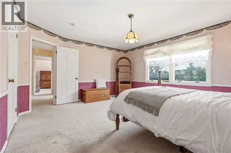 360 Pomona Avenue Burlington ON L7N 1T5