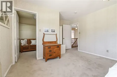 360 Pomona Avenue Burlington ON L7N 1T5
