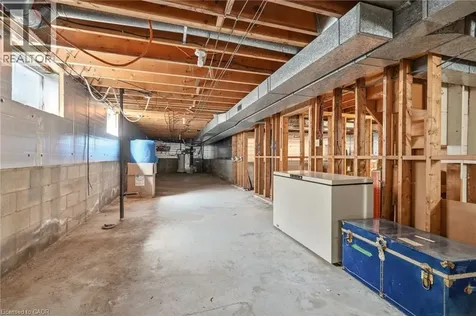 360 Pomona Avenue Burlington ON L7N 1T5
