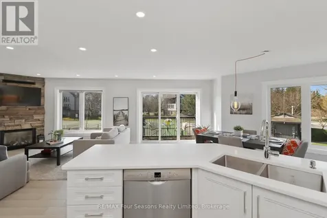 835 Suncrest Circle Collingwood ON L9Y 5C7