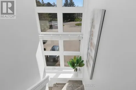 835 Suncrest Circle Collingwood ON L9Y 5C7