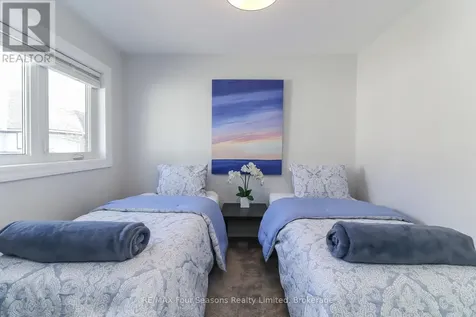 835 Suncrest Circle Collingwood ON L9Y 5C7
