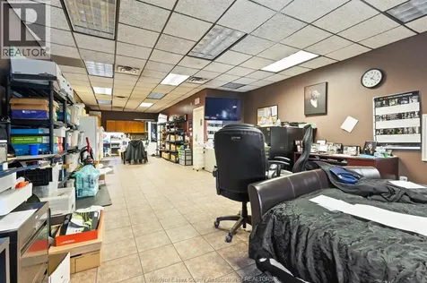 1725 Rossi Drive Tecumseh ON N8A 6J3