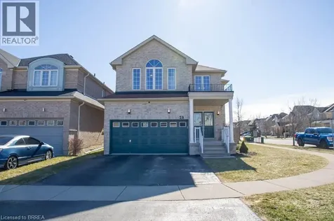 28 Barrett Avenue Brantford ON N3S 0B5