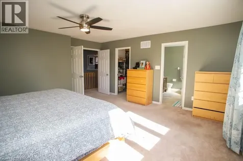 28 Barrett Avenue Brantford ON N3S 0B5