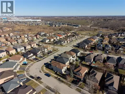28 Barrett Avenue Brantford ON N3S 0B5