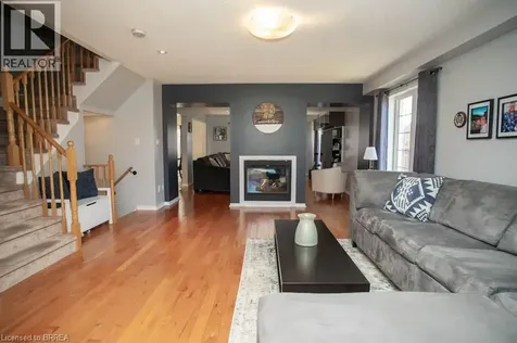 28 Barrett Avenue Brantford ON N3S 0B5