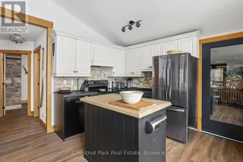 305 Salmon Lake Road Seguin ON P2A 0B2