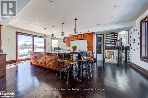 12 Windrose Valley Boulevard Clearview ON L9Y 0K2