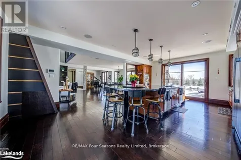 12 Windrose Valley Boulevard Clearview ON L9Y 0K2