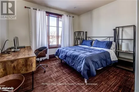 12 Windrose Valley Boulevard Clearview ON L9Y 0K2
