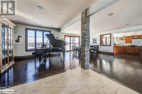 12 Windrose Valley Boulevard Clearview ON L9Y 0K2