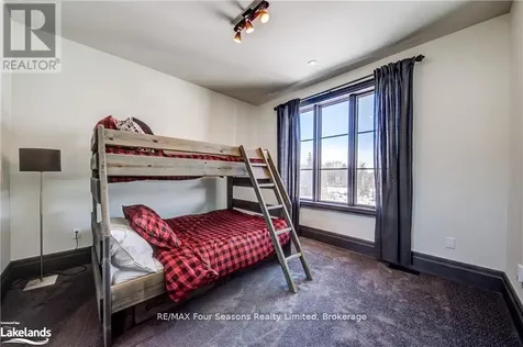 12 Windrose Valley Boulevard Clearview ON L9Y 0K2