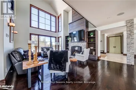 12 Windrose Valley Boulevard Clearview ON L9Y 0K2