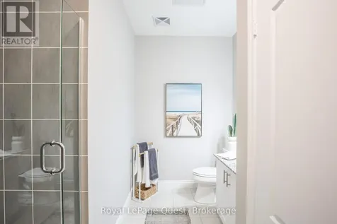 90 Orchard Point Orillia ON L3V 8K4