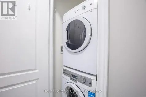 90 Orchard Point Orillia ON L3V 8K4