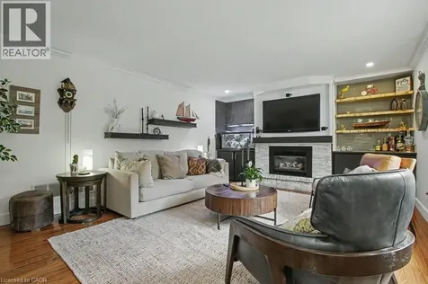 2324 Homer Drive Burlington ON L7P 4V4