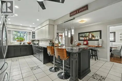 2324 Homer Drive Burlington ON L7P 4V4