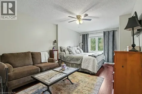 2324 Homer Drive Burlington ON L7P 4V4