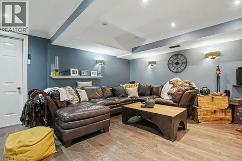 2324 Homer Drive Burlington ON L7P 4V4