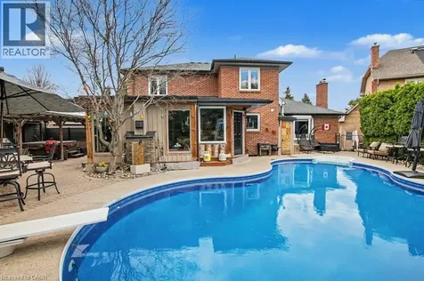 2324 Homer Drive Burlington ON L7P 4V4